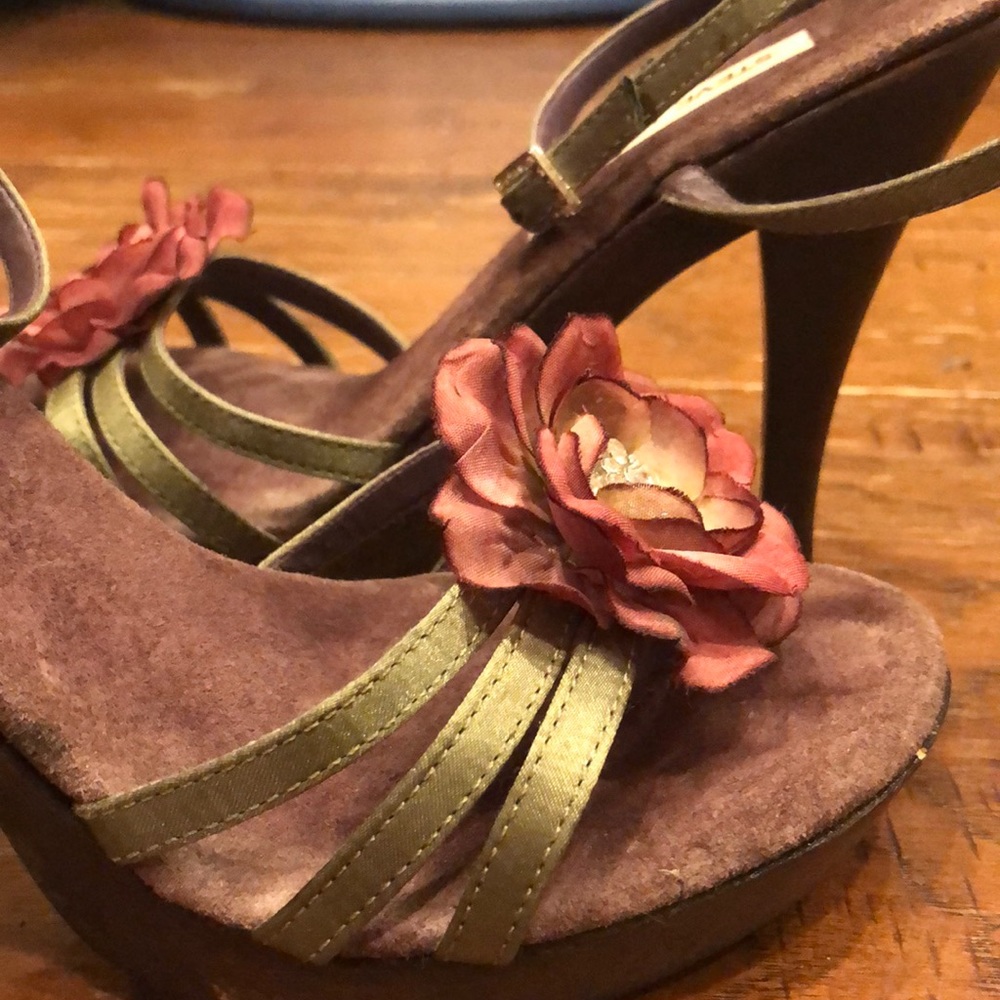 Steve Madden Strappy Heels Size 8-1/2